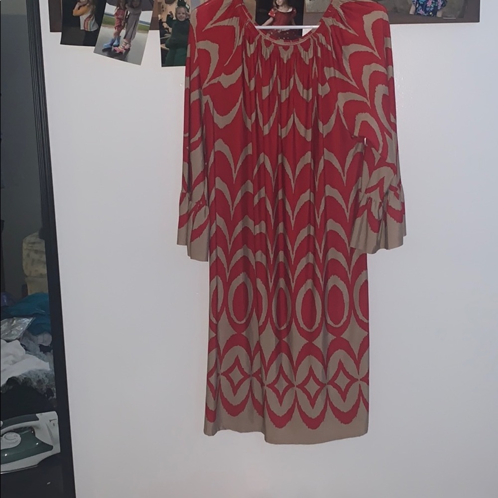 Quarter sleeve dress
